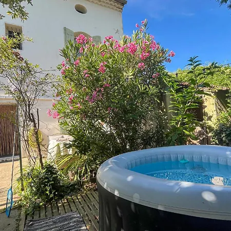 Vakantiehuis Lovely In